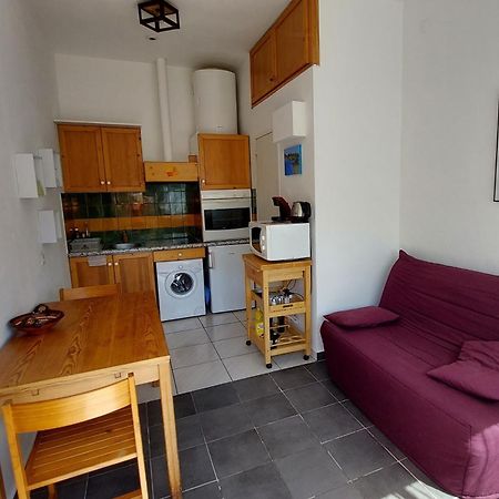 Chez Leslie Et Vincent : Logements Climatises Avec Parking Privatif Perpignan Kültér fotó