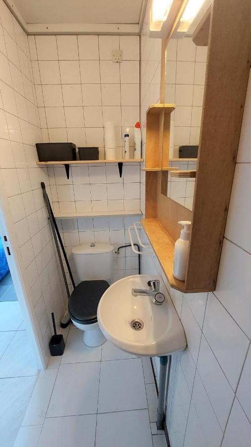 Chez Leslie Et Vincent : Logements Climatises Avec Parking Privatif Perpignan Kültér fotó